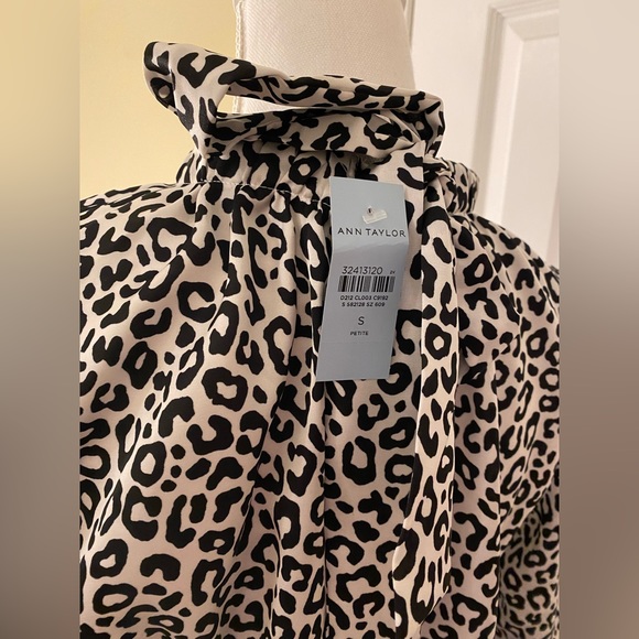 🔆4/$25 Ann Taylor Animal Print Tie-Back Top NWT! - Picture 8 of 12